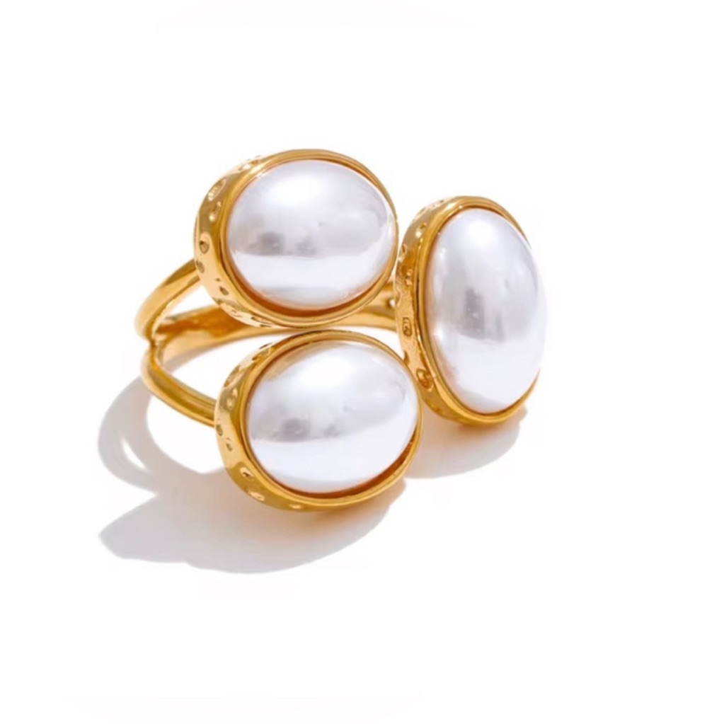 Pearl Cocktail Ring Modern Baroque Style